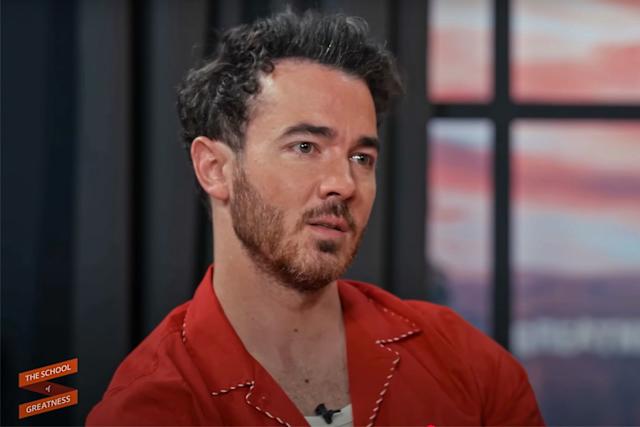 Kevin Jonas Nearly Lost Everything After the Jonas Brothers Broke Up. Here’s How He Recovered