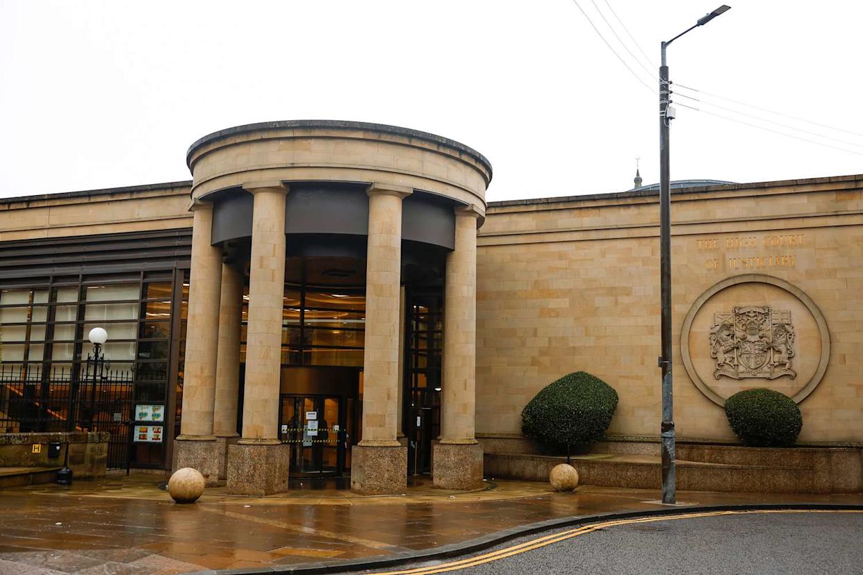 Married Paramedic Gets 10 Years for Secretly Giving Ab0rtion Dr@g to Pregnant Mistress
